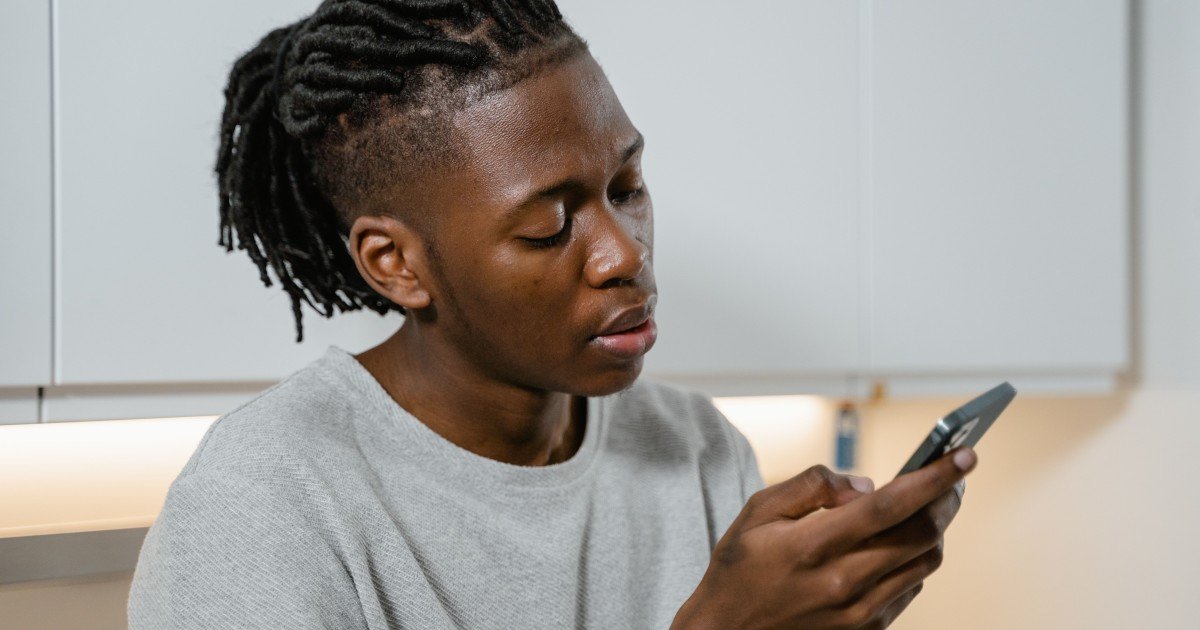 What Does WYD Slang Mean? Meaning, Examples & Texting Uses